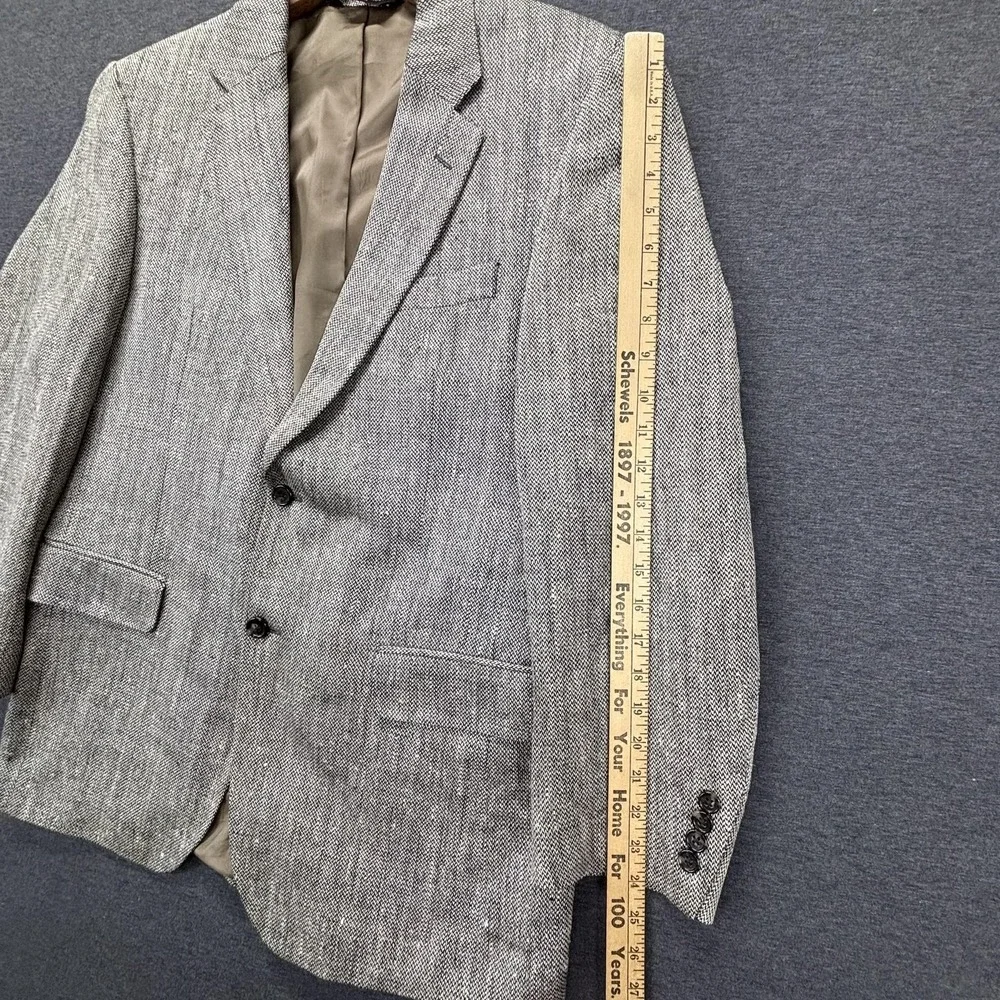 Jos A Bank Blazer Mens 40R Gray Herringbone Silk Tweed Vented Sport Coat Jacket